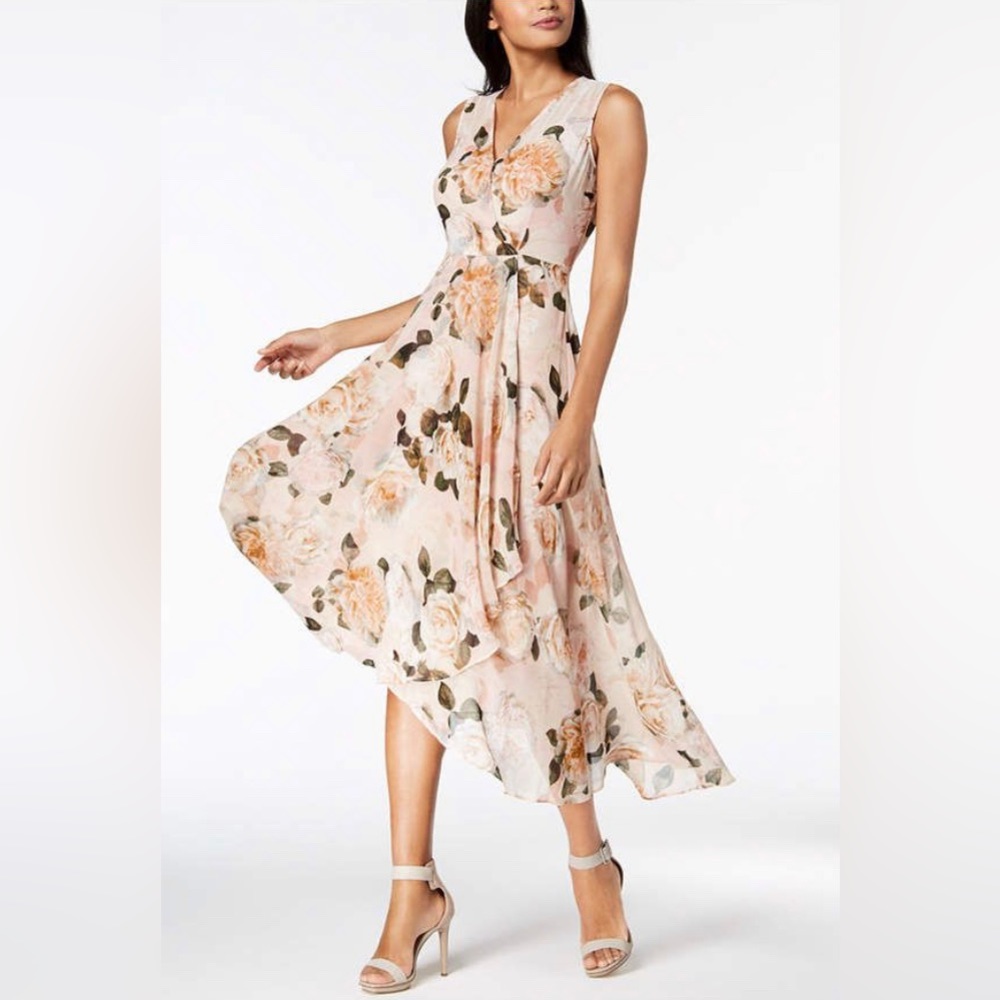 🤍 Calvin Klein Floral Dress